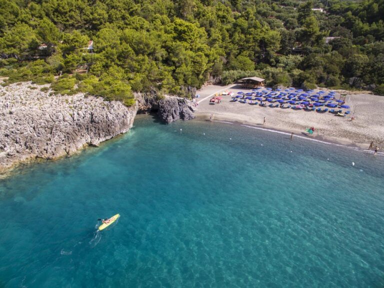 villaggio cala d'arconte